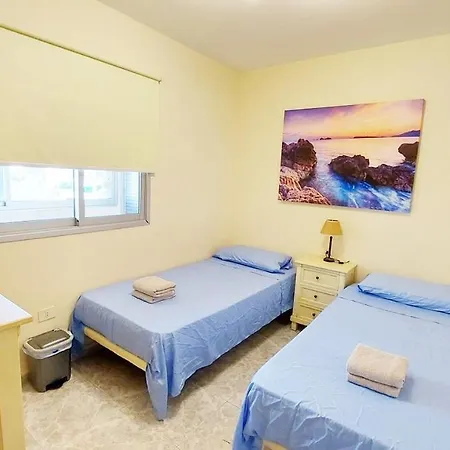 Centric 2 Bedrooms Apartment Near To The Beach - Newly Renovated Bathroom And Bedrooms - By Tenerifehints