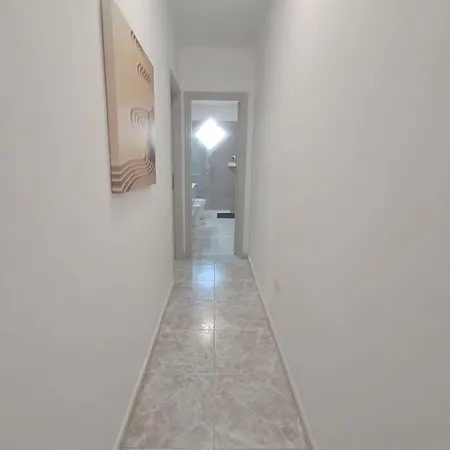 Centric 2 Bedrooms Apartment Near To The Beach - Newly Renovated Bathroom And Bedrooms - By Tenerifehints * エル・メダノ