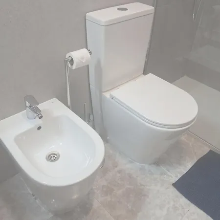 Centric 2 Bedrooms Apartment Near To The Beach - Newly Renovated Bathroom And Bedrooms - By Tenerifehints アパート エル・メダノ