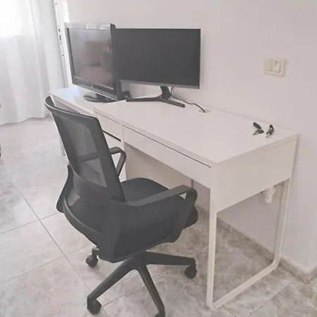 Apartment Newly Renovated, Centric 2 Bedrooms Apartment Near To The Beach - By Tenerifehints El Médano