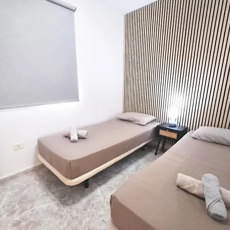Newly Renovated, Centric 2 Bedrooms Near To The - By Tenerifehints * El Médano