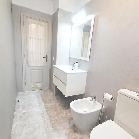 Newly Renovated, Centric 2 Bedrooms Apartment Near To The Beach - By Tenerifehints Apartment *