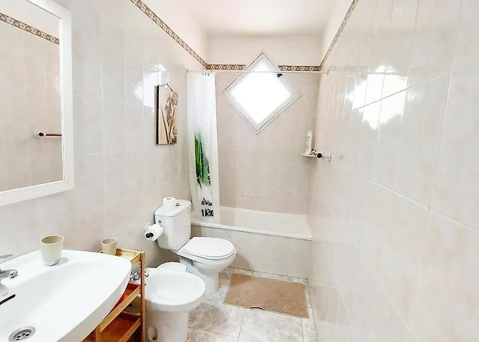 Centric 2 Bedrooms Near To The - By Tenerifehints Эль-Медано