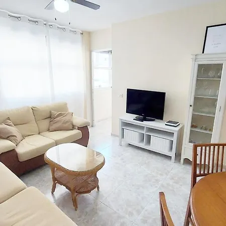 Apartment Centric 2 Bedrooms Near To The - By Tenerifehints *